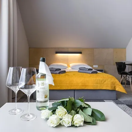 Nocleg ze śniadaniem Kristina & 4*